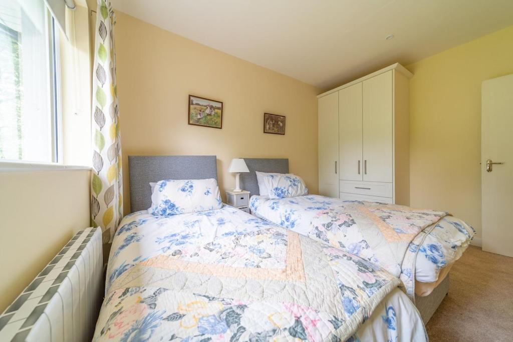 2 Bed Waterfront Property - Close To Courtmacsherry Корк Экстерьер фото