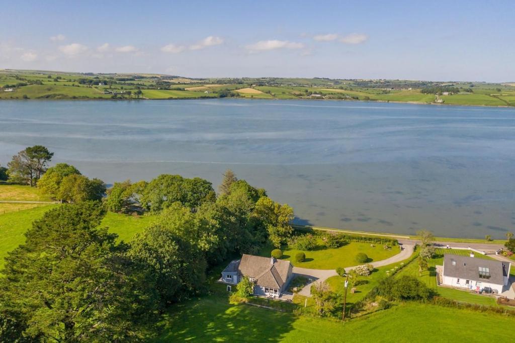 2 Bed Waterfront Property - Close To Courtmacsherry Корк Экстерьер фото